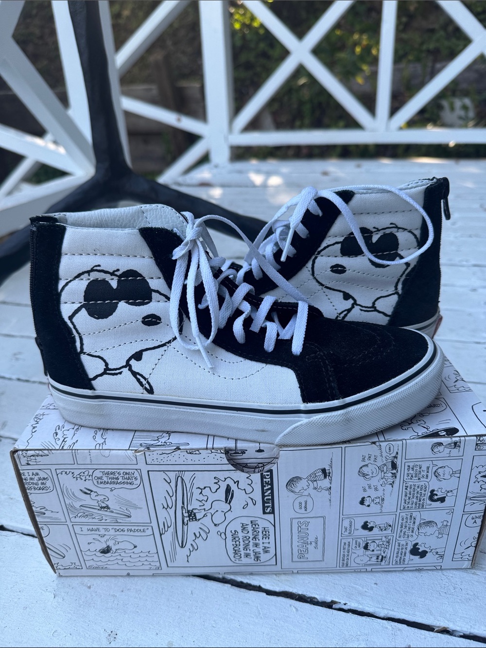 Vans Kids Black and White High-Top Sneakers with Snoopy Graphic